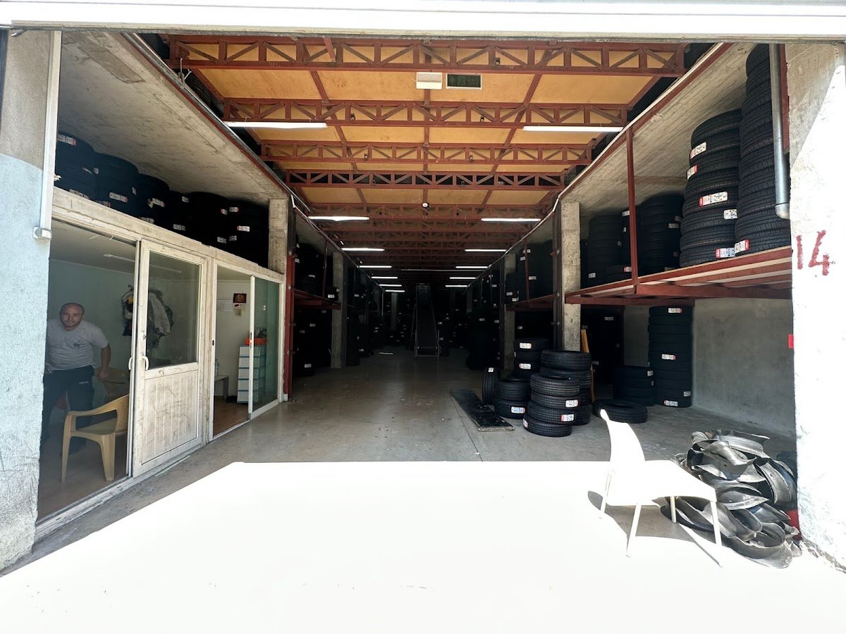 Hakkı Yılmaz Otomotıv A.Ş Oto Lastik Petlas - Dunlop - Falken - Goodyear - Mılestone - Lassa - Starmaxx Depo