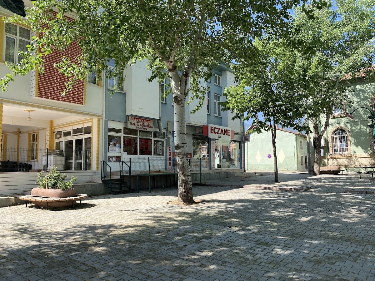 Güneş Eczanesi
