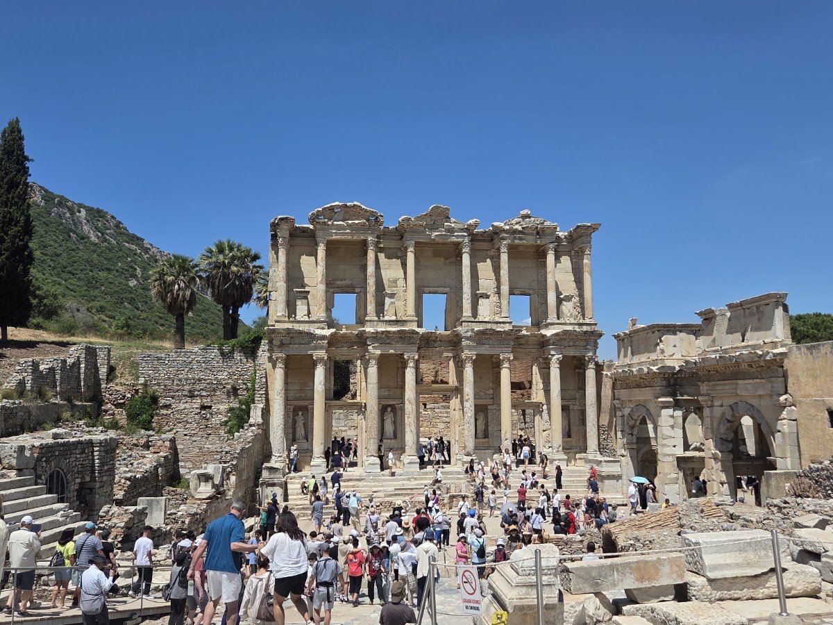 Letsaegean Tours