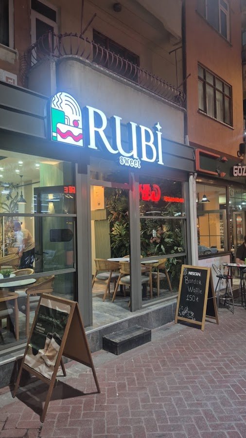 Rubi Sweet Kafe