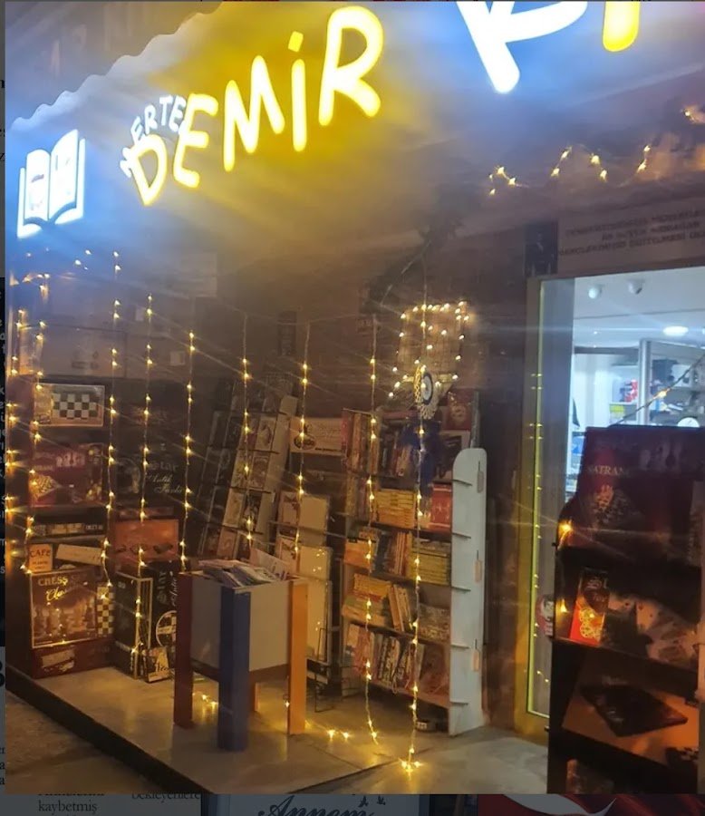 Merter Demir Kitabevi & Kırtasiye