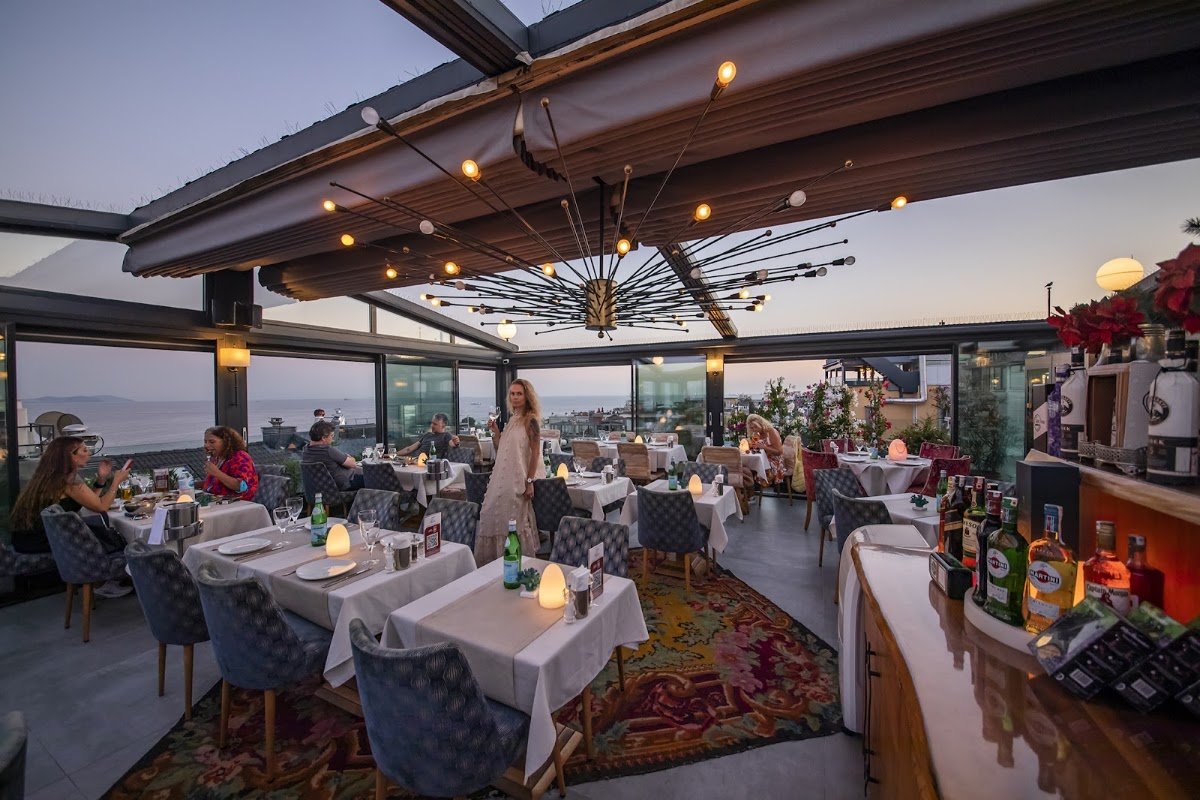 Tria Terrace Restaurant