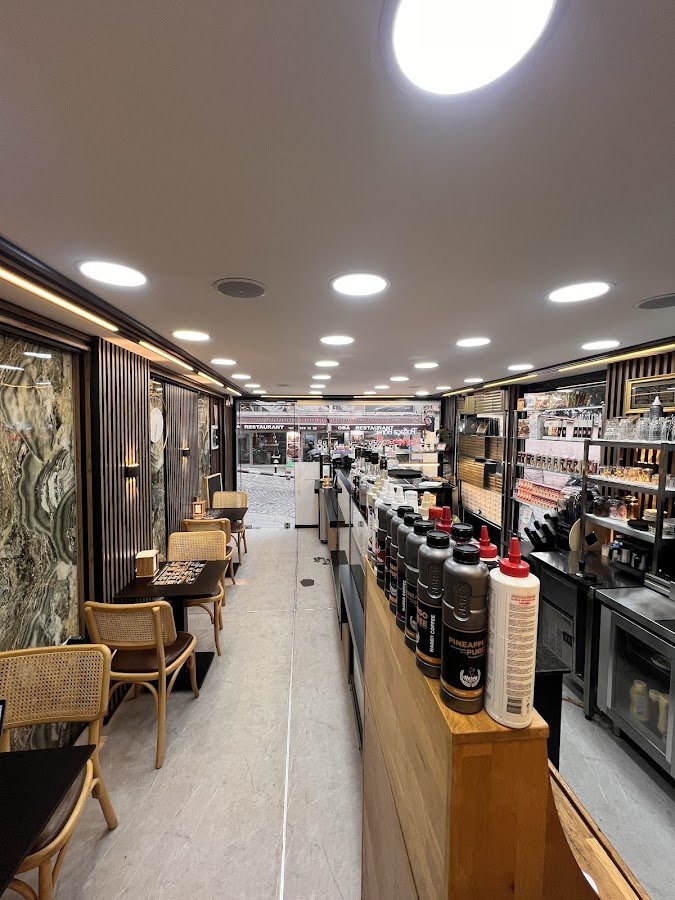 Louısıana || Coffee & Food & Patisserie