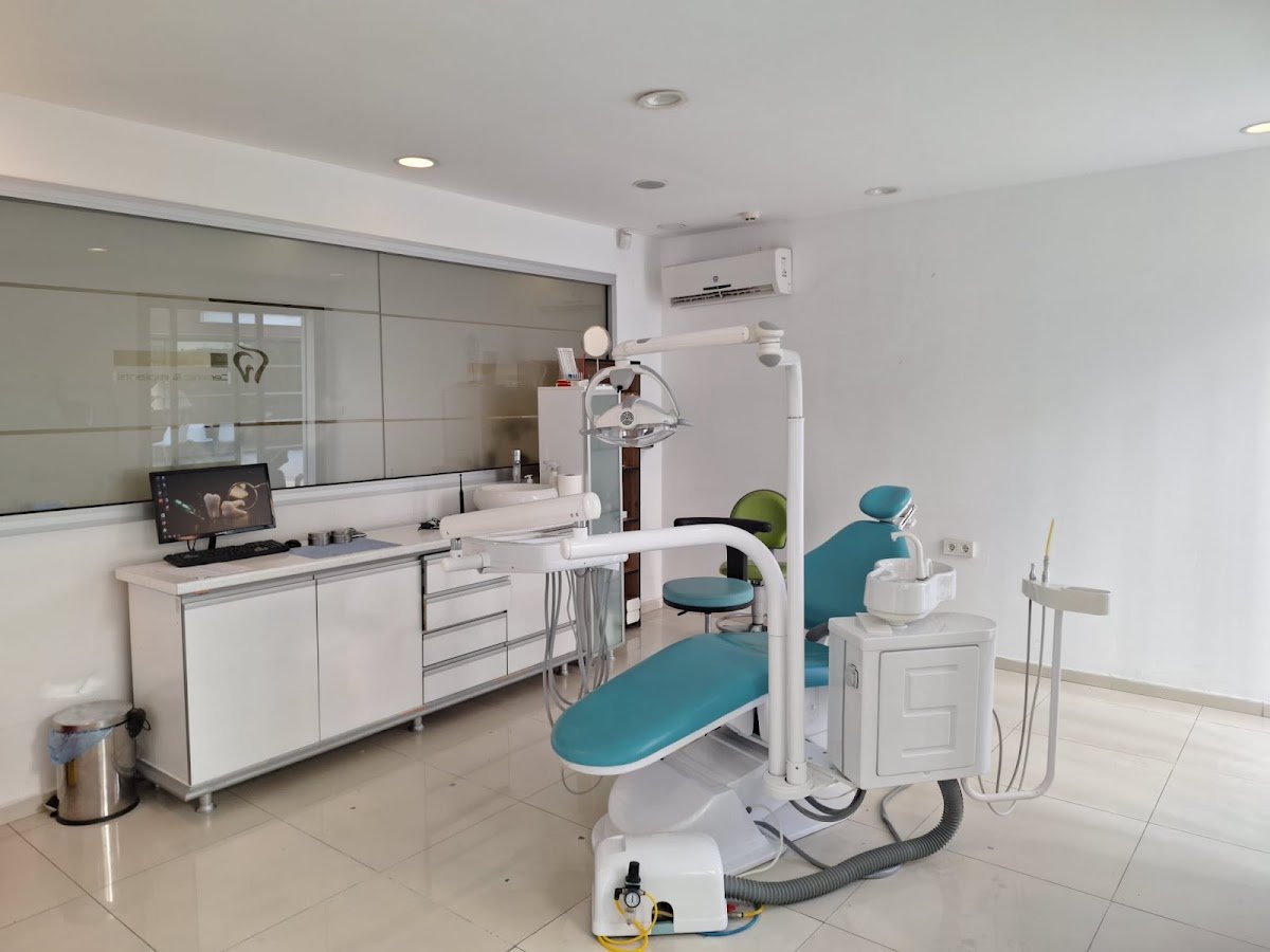 Estetica Karşıyaka - Özel Estetik 4 Ağız ve Diş Sağlığı Polikliniği