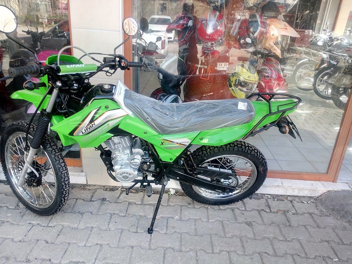 Çelik Motosiklet - Mağaza