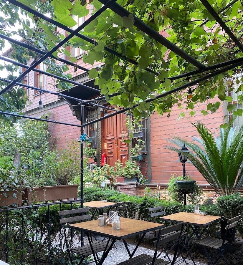 Sera House Cafe