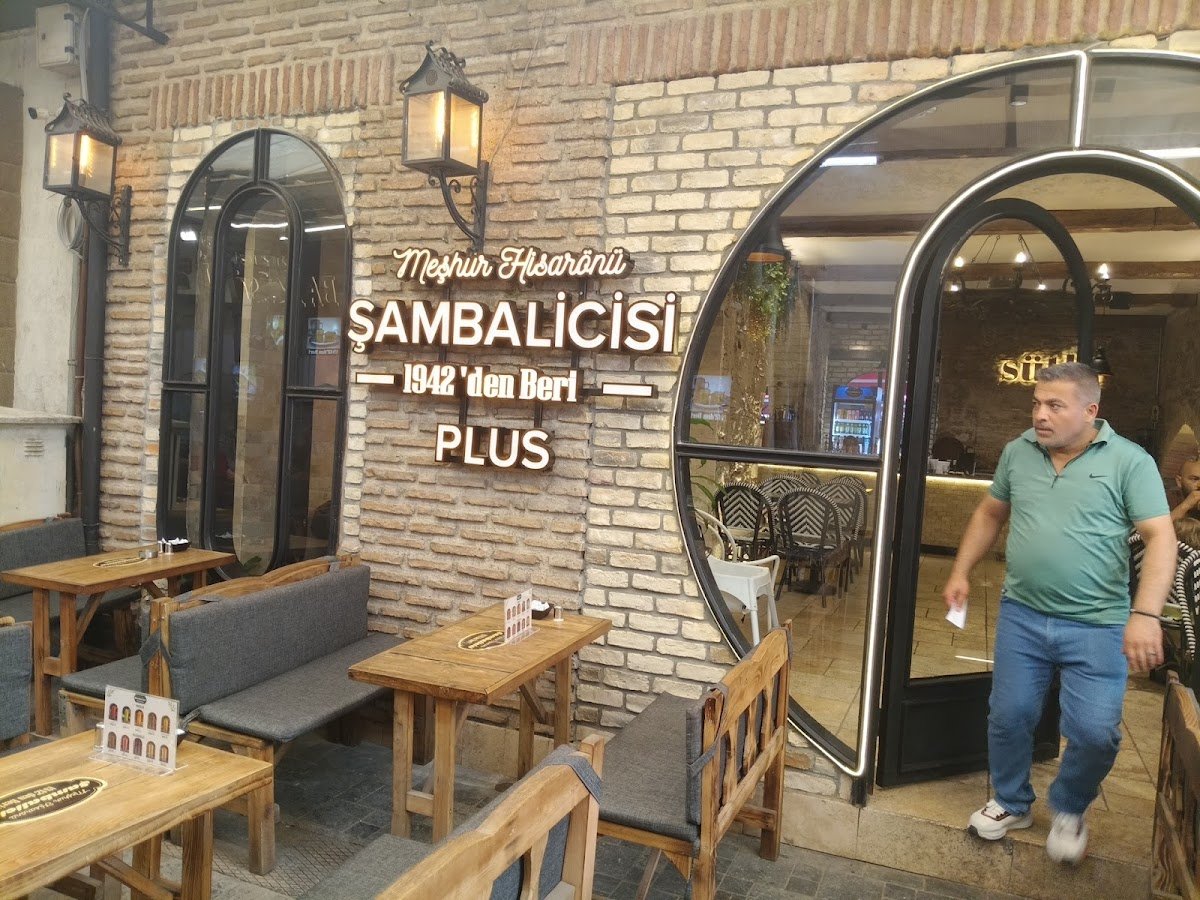 Meşhur Hisarönü Şambalicisi 1942'Den Beri
