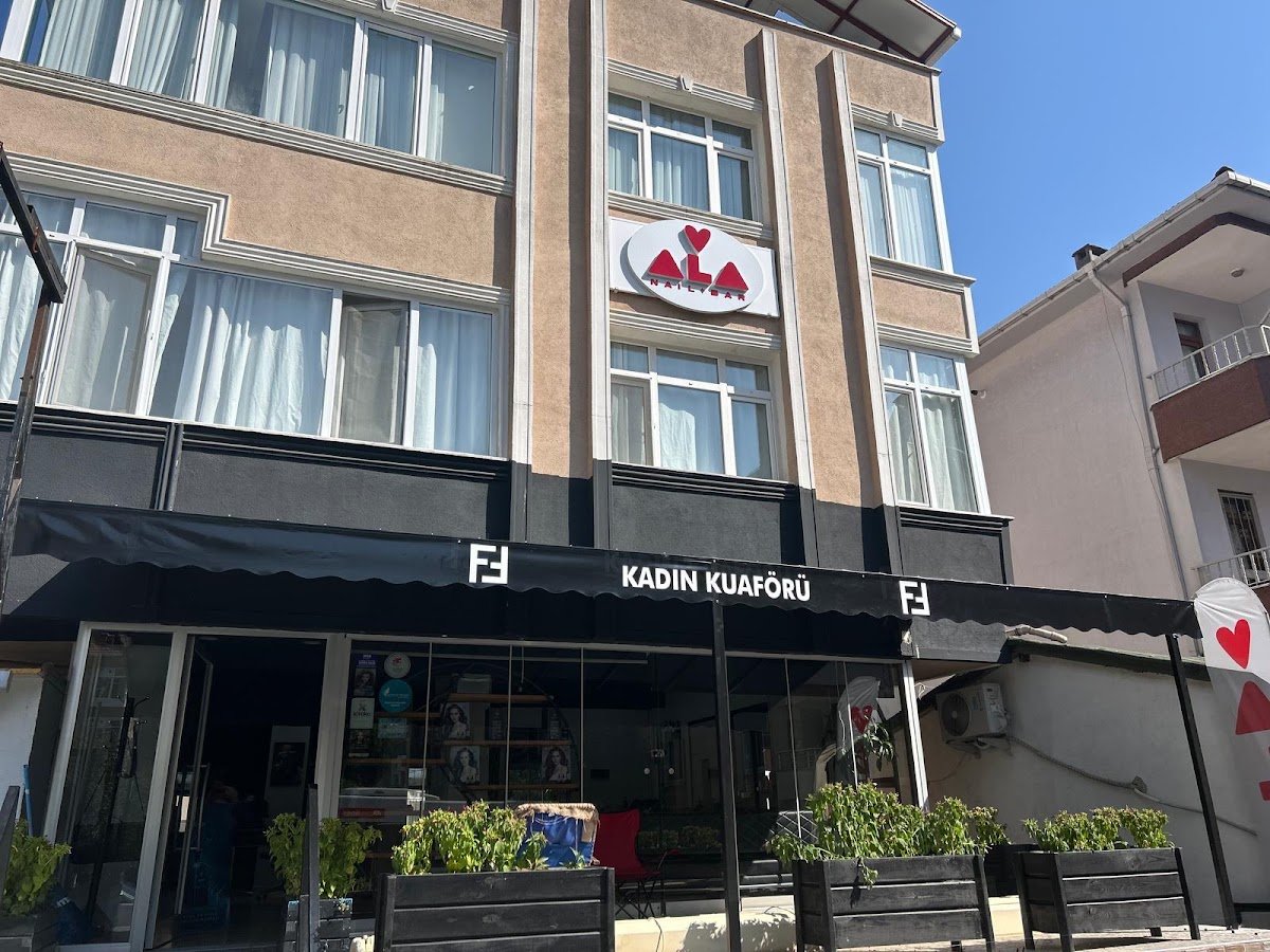 Tusem Kadın Kuaförü Saç Kaynak Merkezi