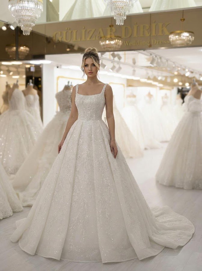 Gülizar Dirik Wedding Dress