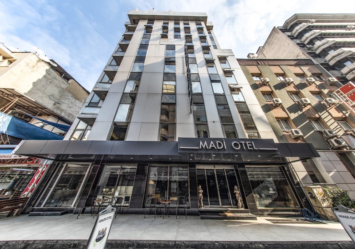 Madi Otel İzmir