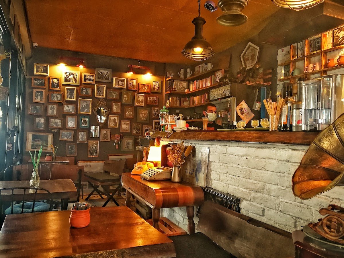 Evreka Cafe