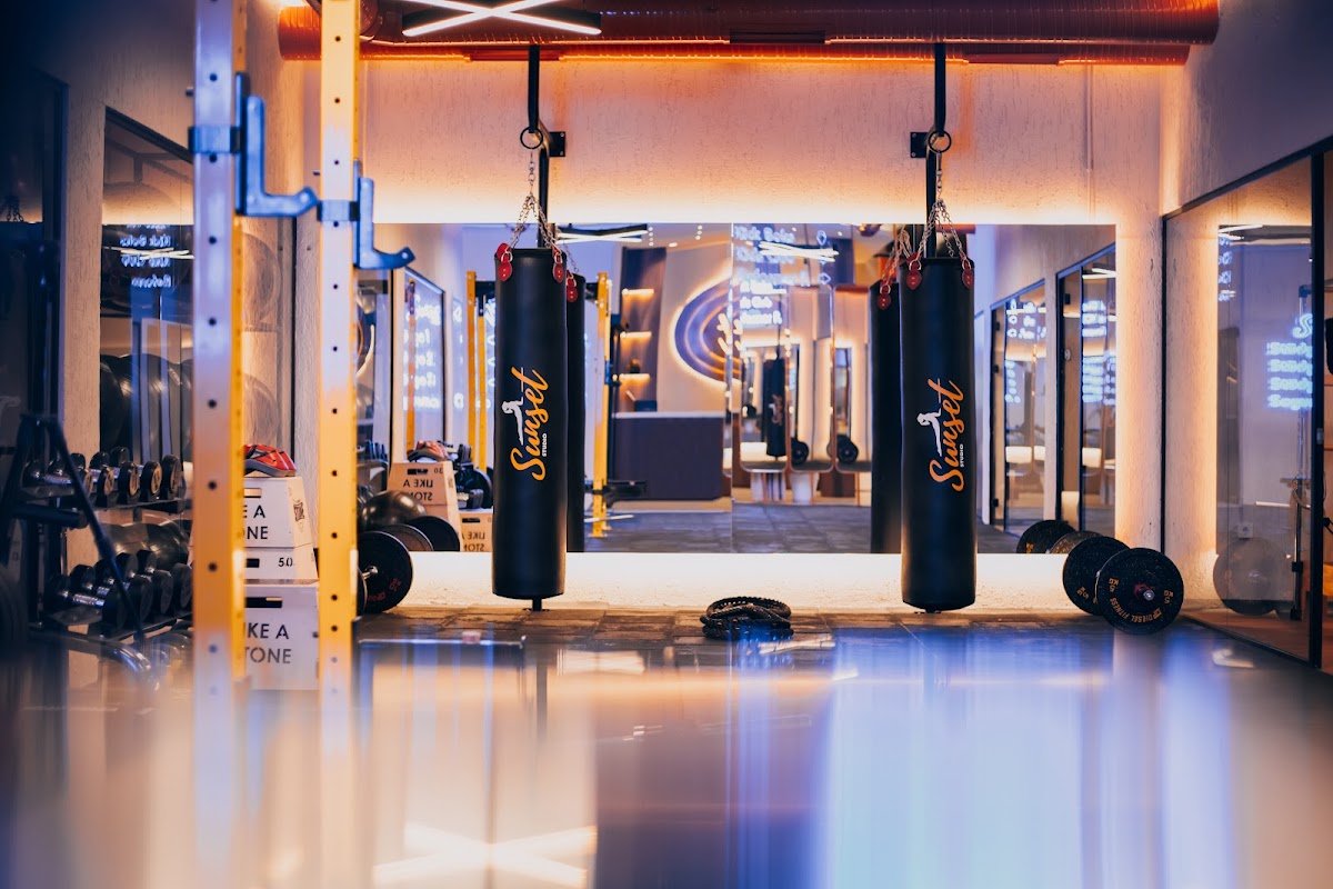 Sunset Studyo Çengelköy Kadınlara Özel Spor Merkezi