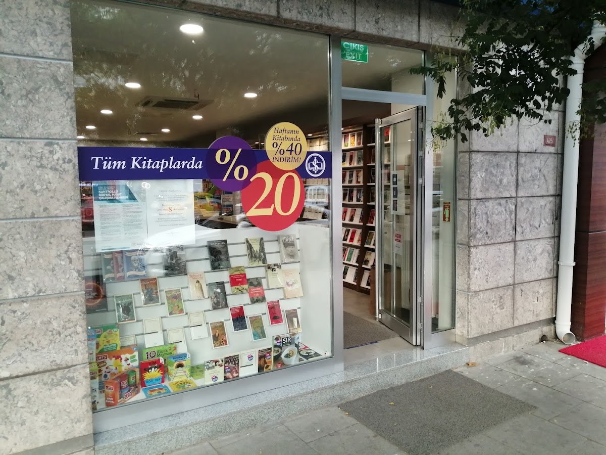 Türkiye İş Bankası Kültür Yayınları Maltepe Kitabevi