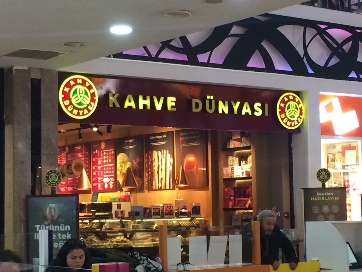 Kahve Dünyası-Isparta Iyaş Park