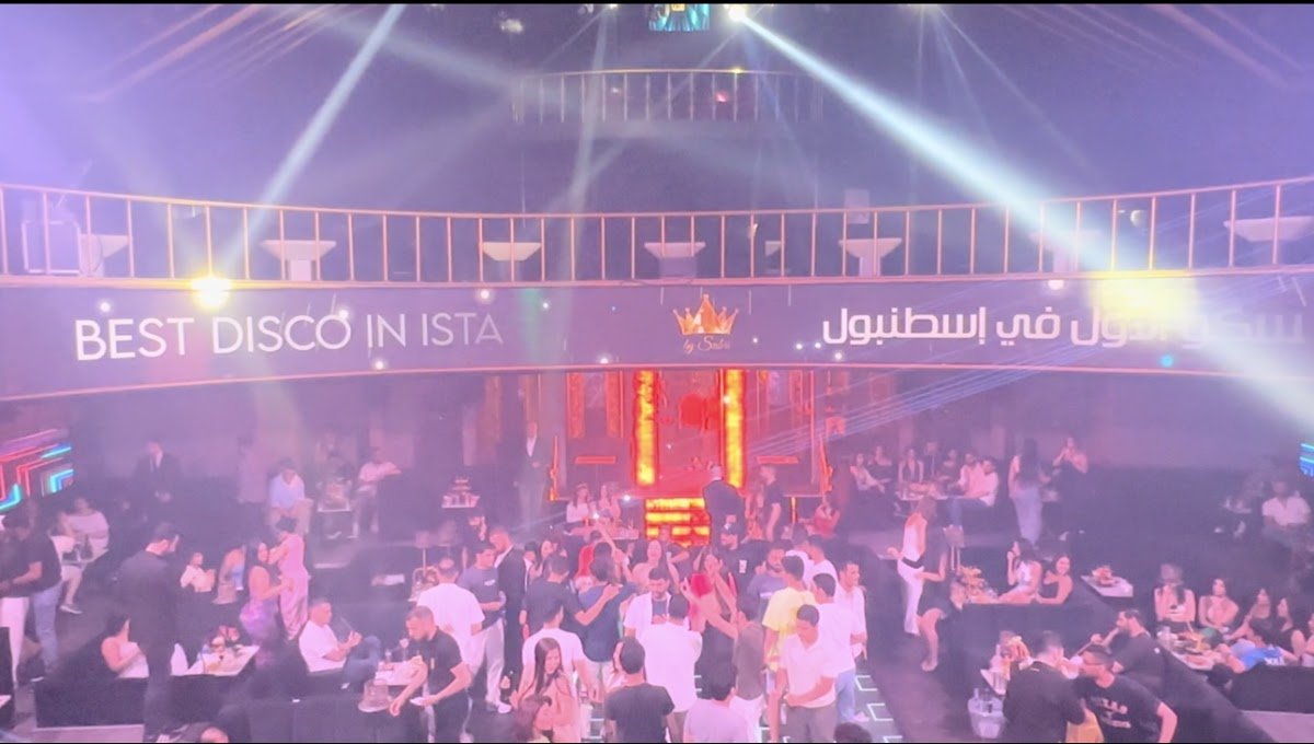S Opera Club