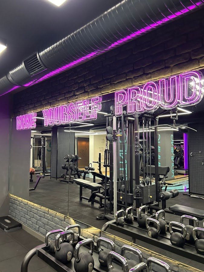 Yolo Fitness Center