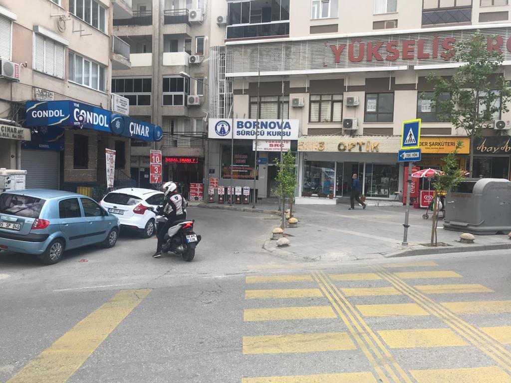 Bornova Sürücü Kursu