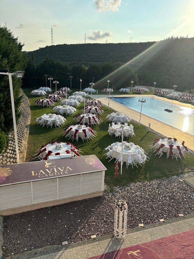 Laviva Garden Havuzbaşı Kır Düğünü