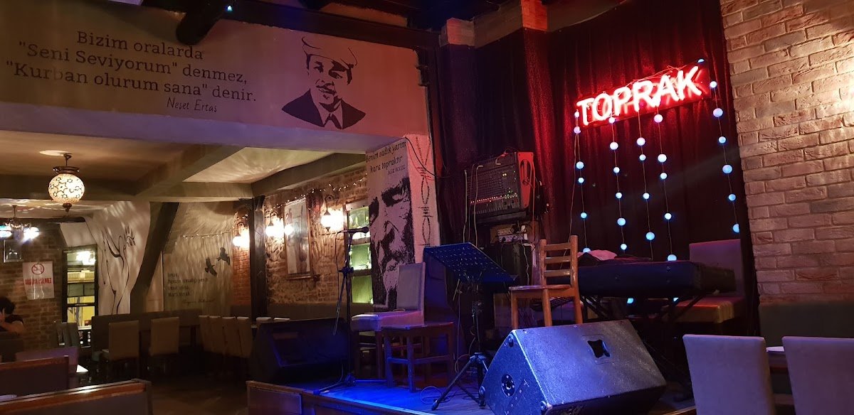 Toprak Sahne - Taksim