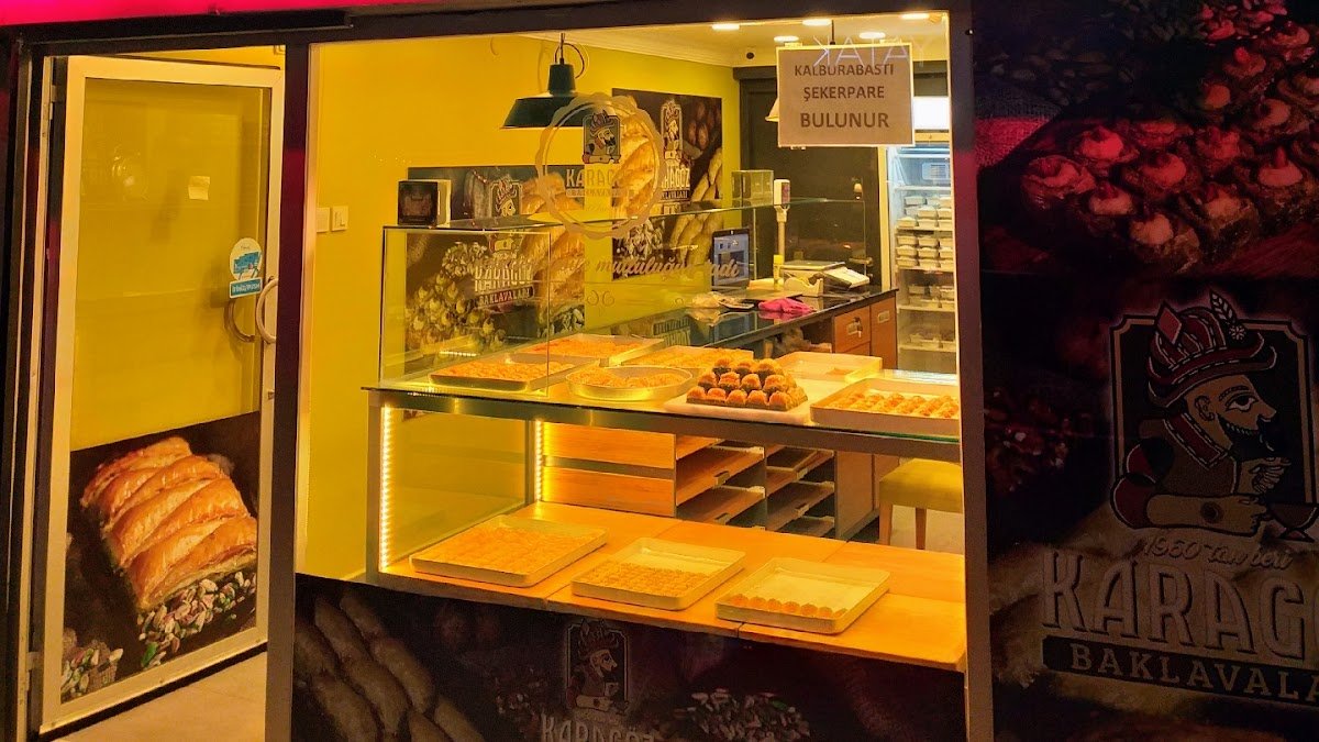 Karagöz Baklavaları Buca