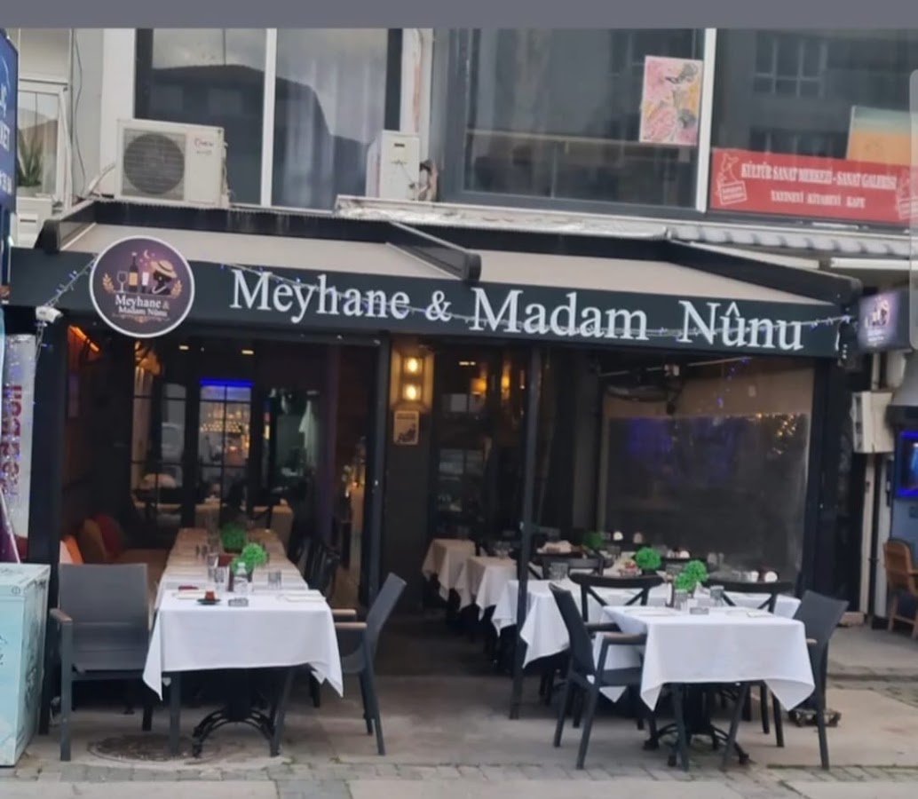 Meyhane Madam Nûnu