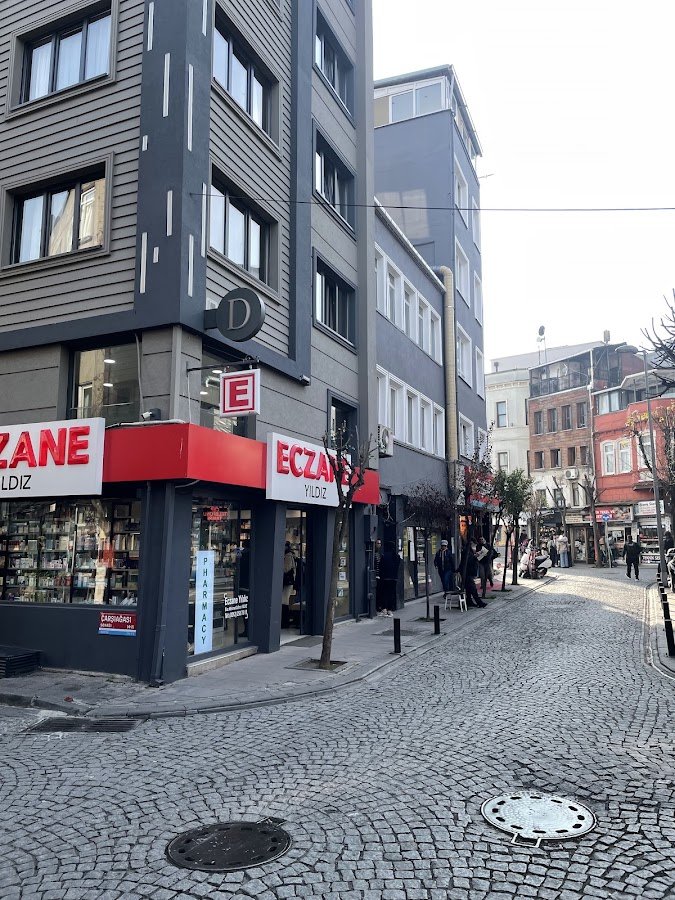 Eczane Yıldız