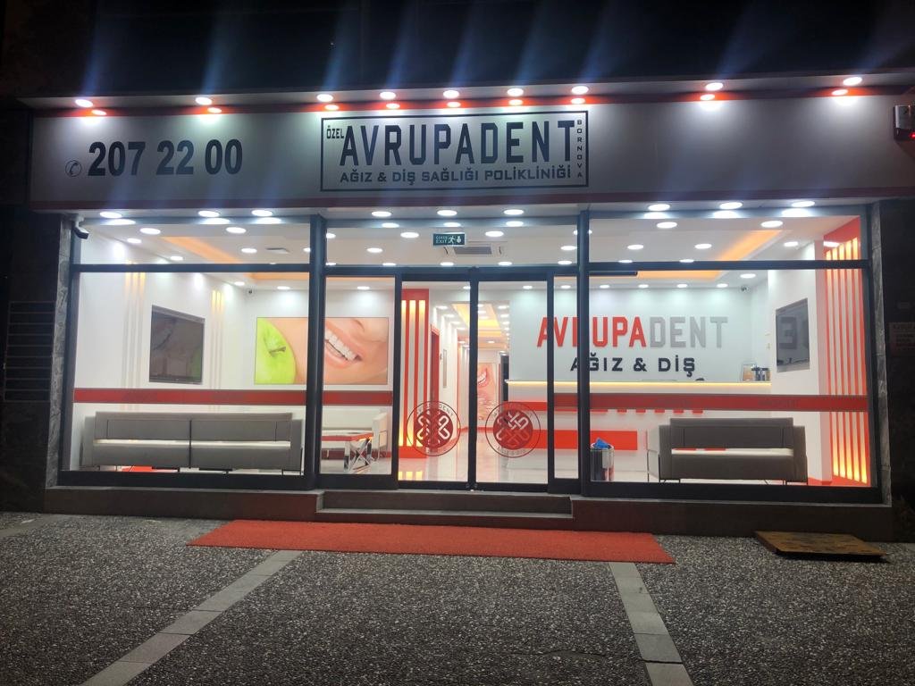 İzmir Diş İmplantı Tedavisi | Avrupadent Bornova Özkanlar Ağız ve Diş Sağlığı Polikliniği