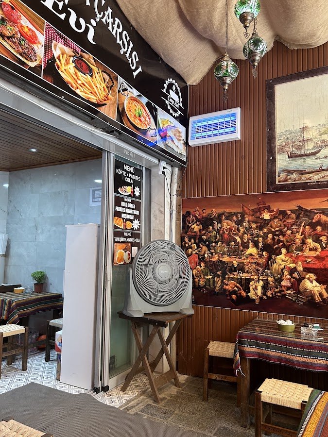 Eminönü Tarihi Çiçek Pazarı