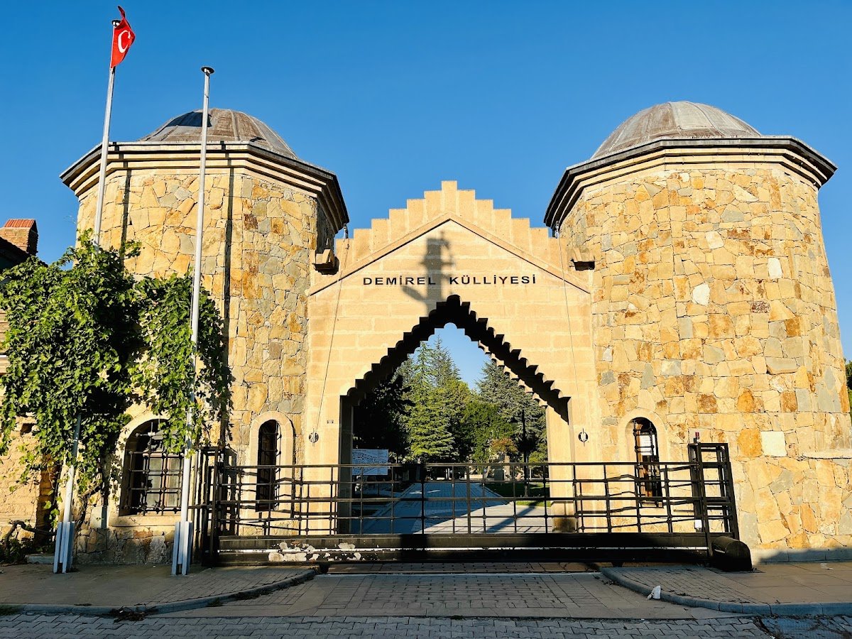 Süleyman Demirel Külliyesi