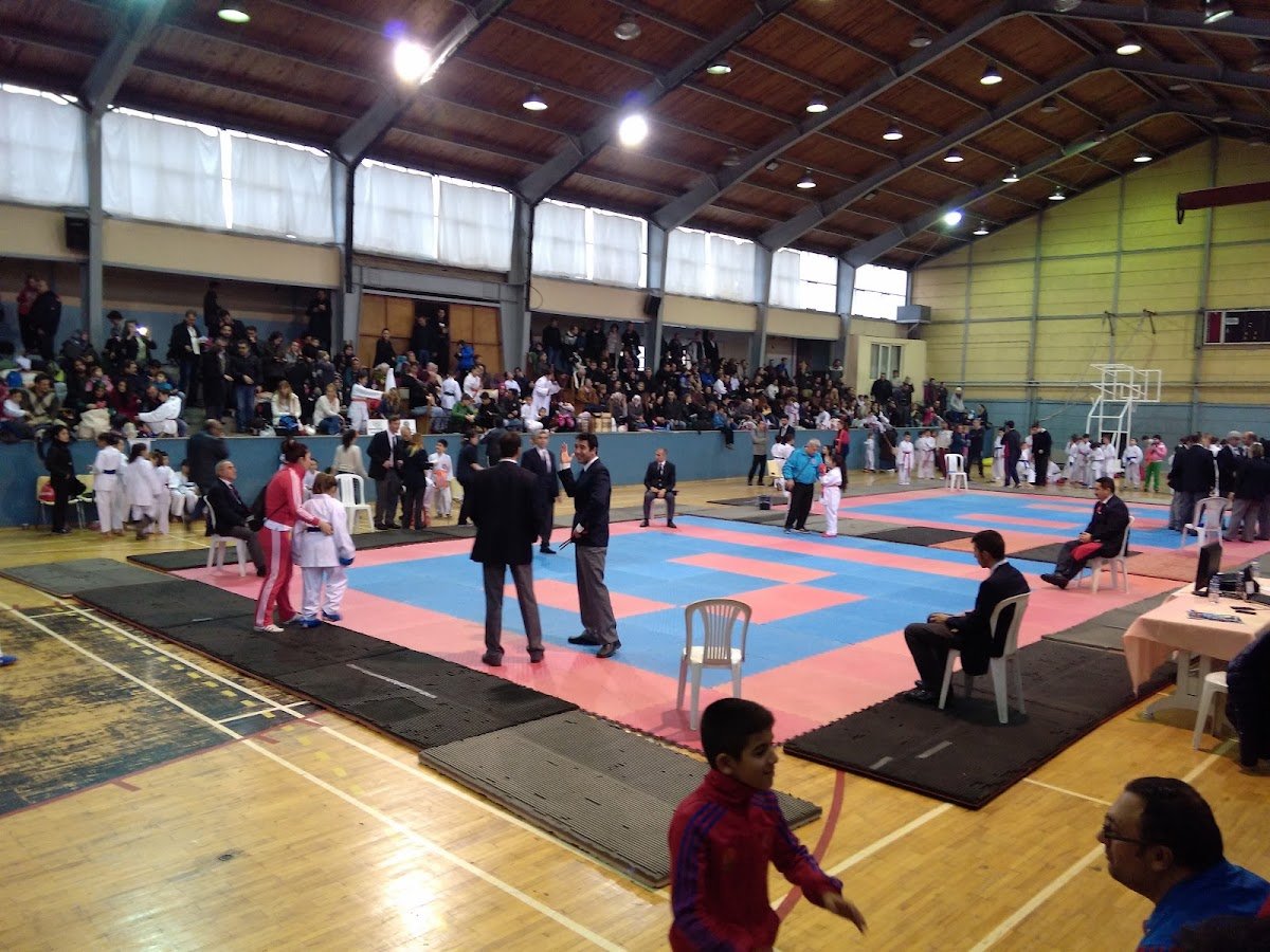 Buca Afetevleri Spor Salonu