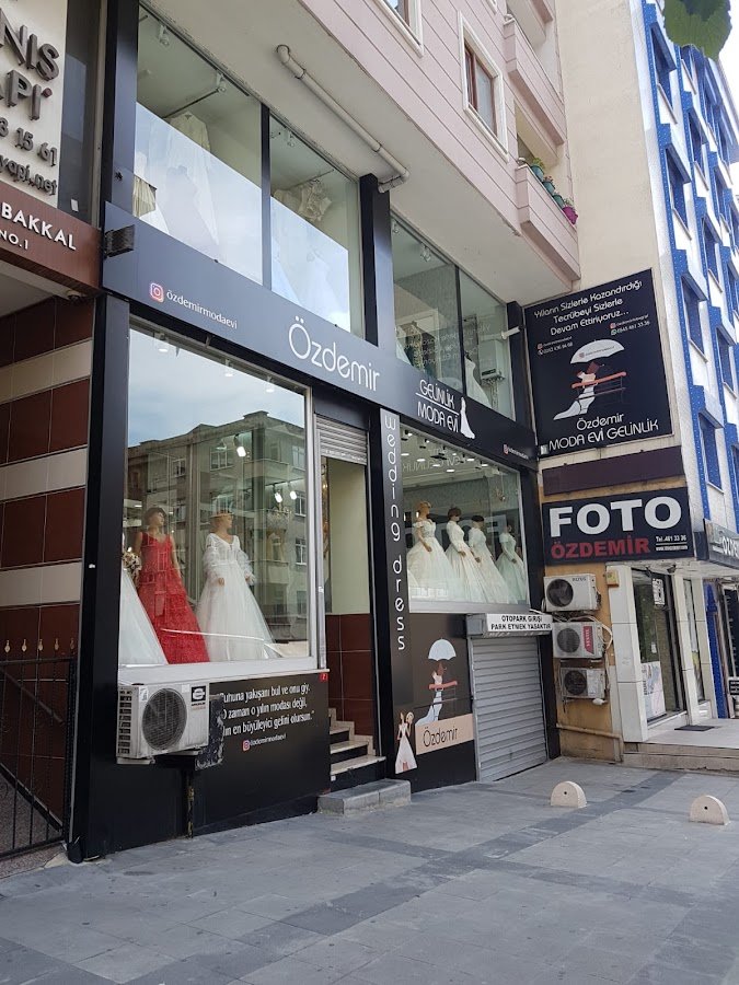 Özdemir Moda Evi ve Gelinlik