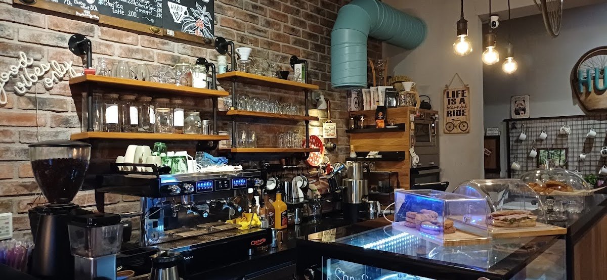 Hub Bicycle & Coffee Shop