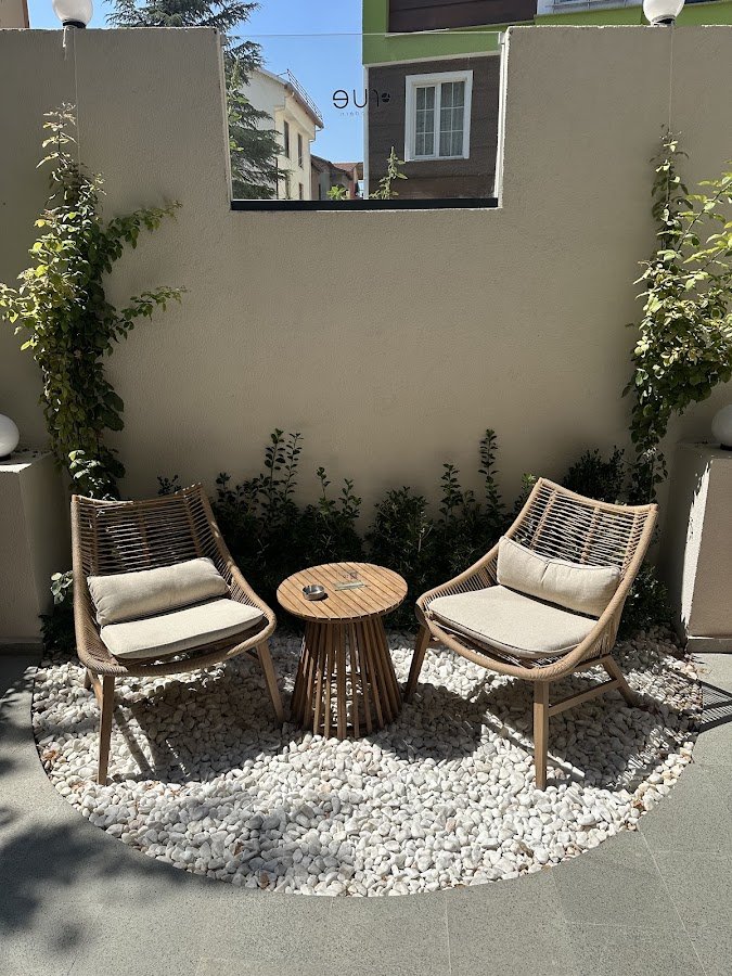 Rue Modern