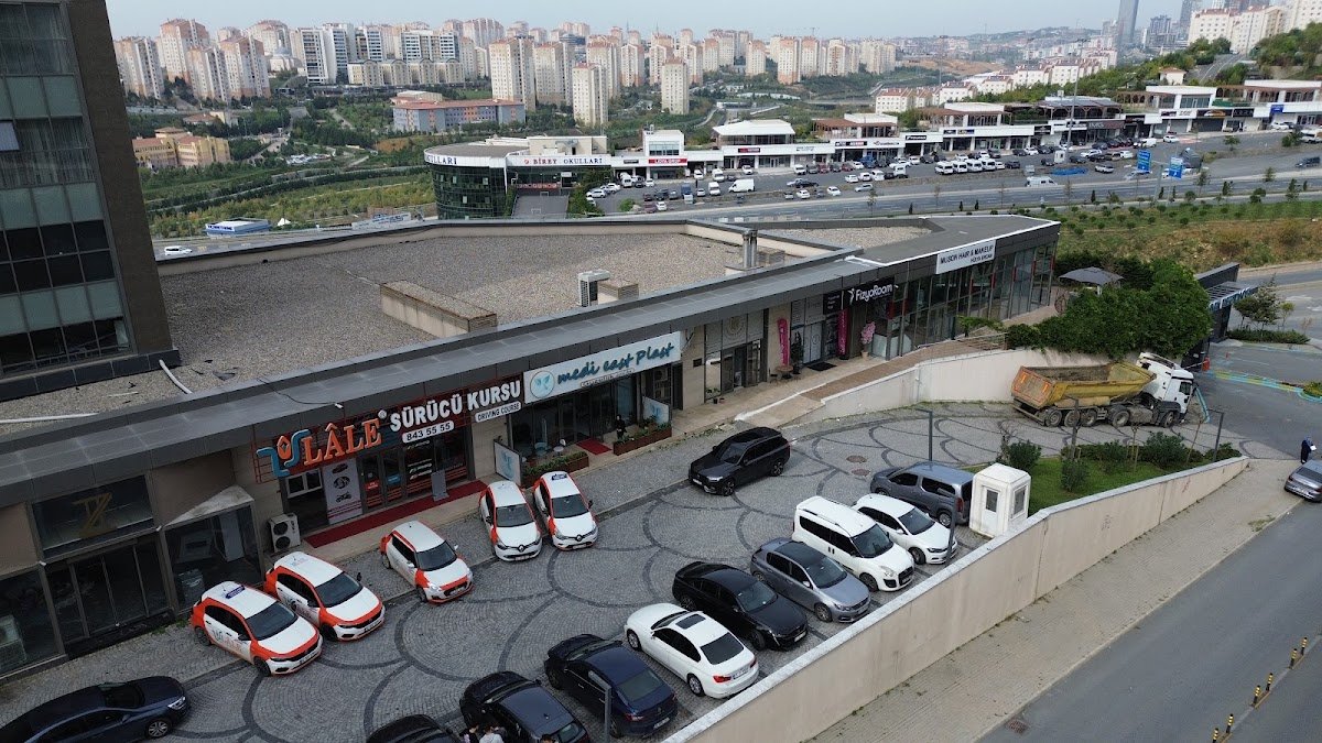 Bulvar Lale Sürücü Kursu