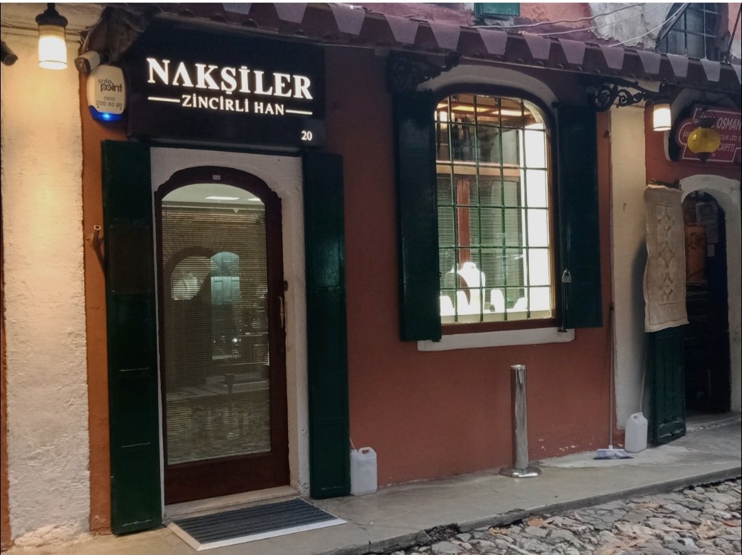 Nakşiler Zincirli Han