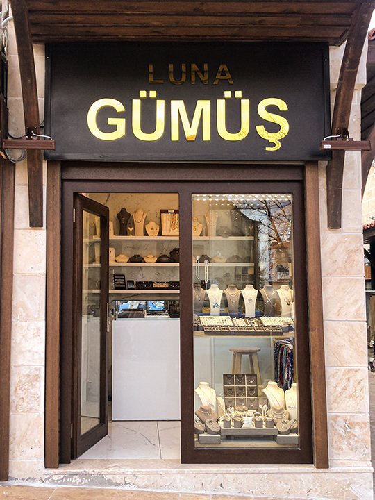 Luna Gümüş