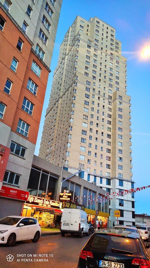 Star Towers Emlak Ofisi