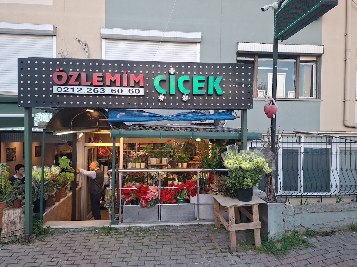 Özlemim Çiçekçilik