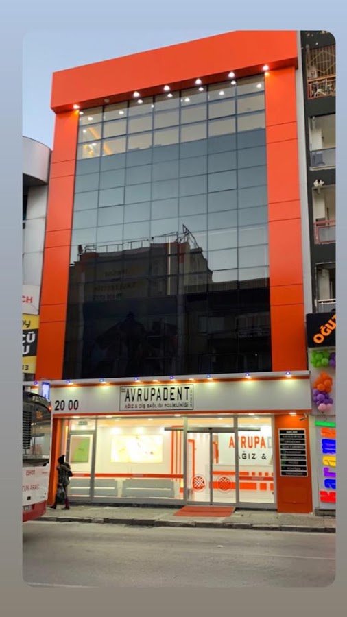 Avrupadent Buca Forbes Ağız ve Diş Sağlığı Polikliniği İzmir Gülüş Tasarımı