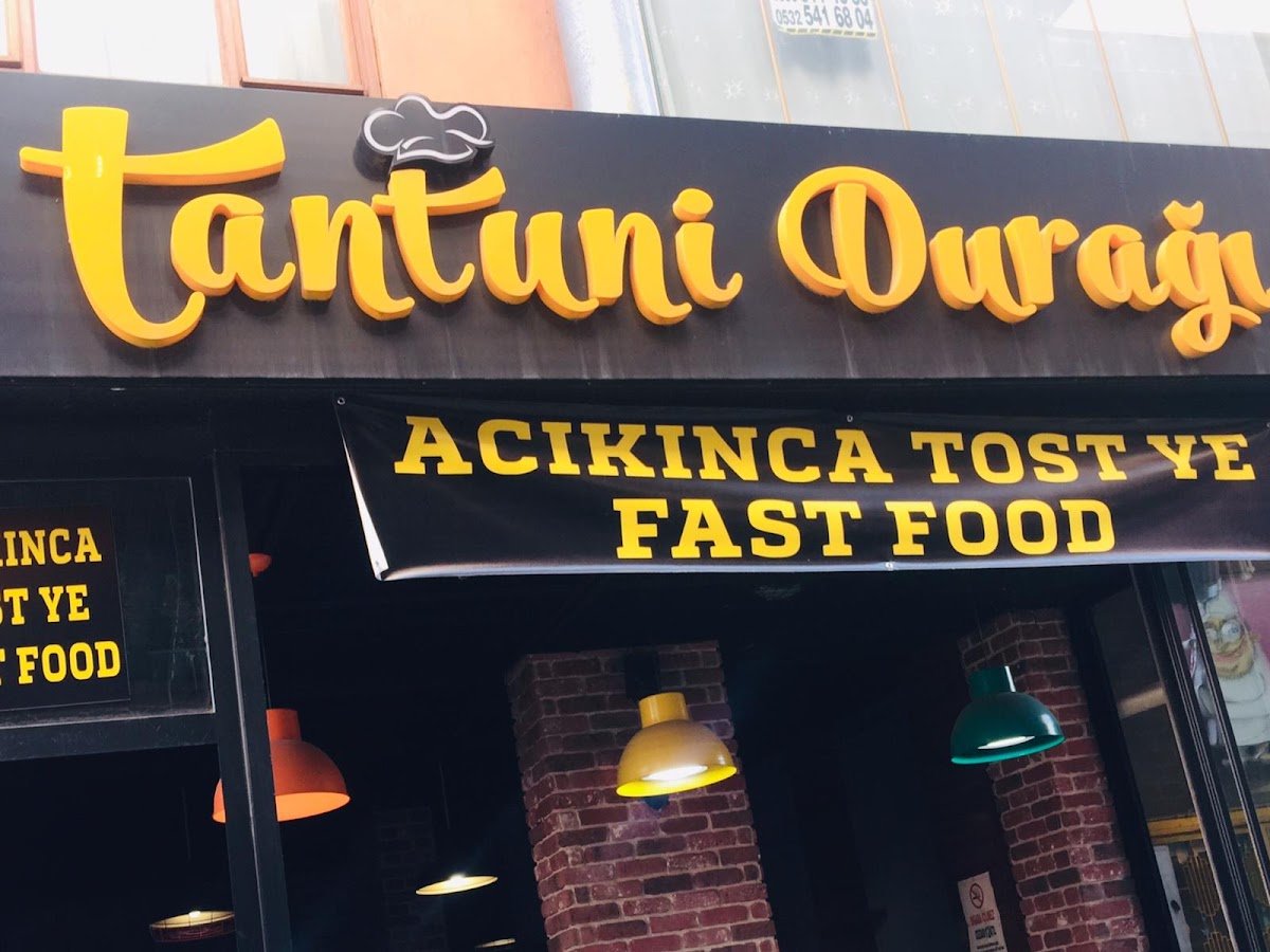 Acıkınca Tost Ye Fast Food
