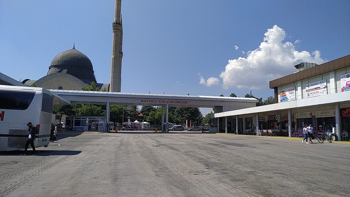 Manisa Şehirlerarası Otobüs Terminali (Garaj)