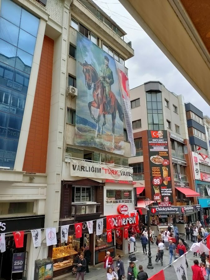 Karşıyaka Çarşısı