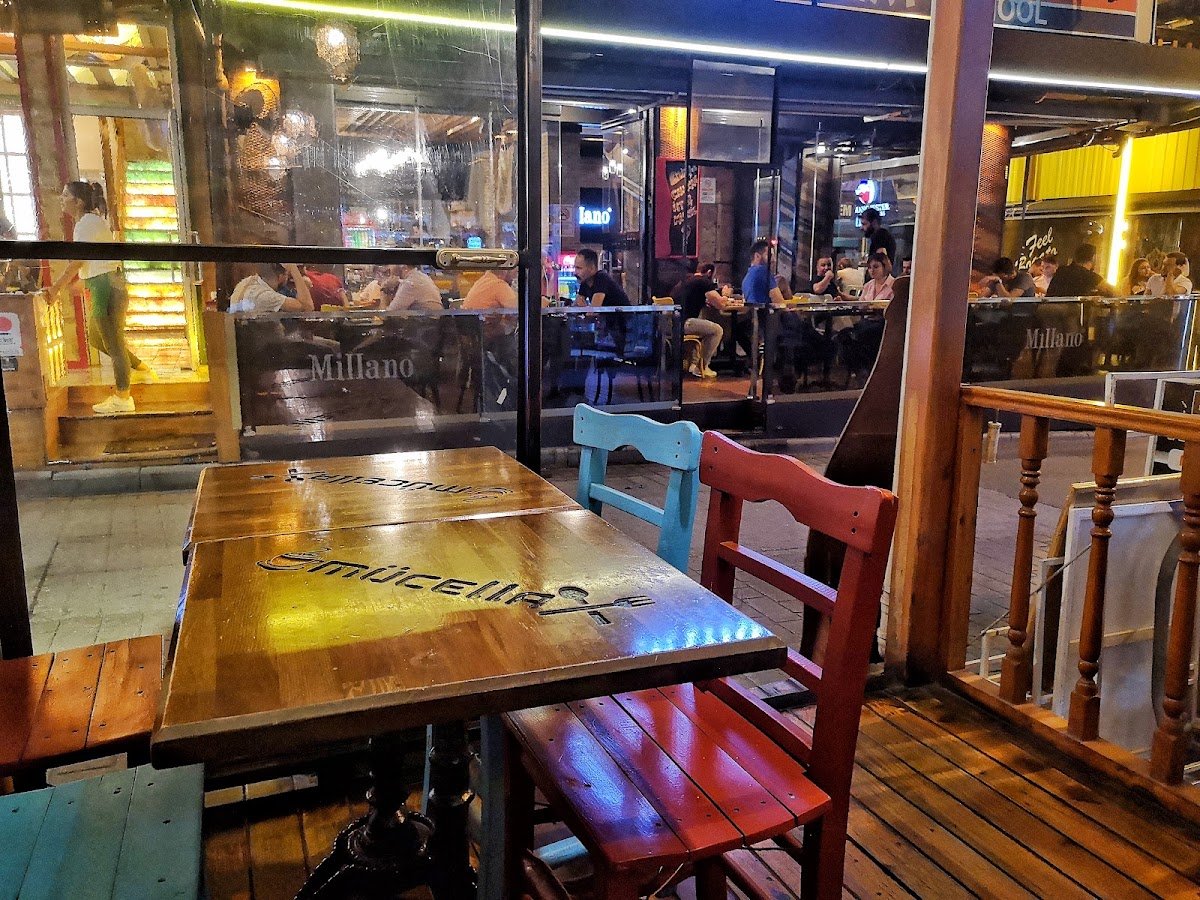 Mücellâ Kafe