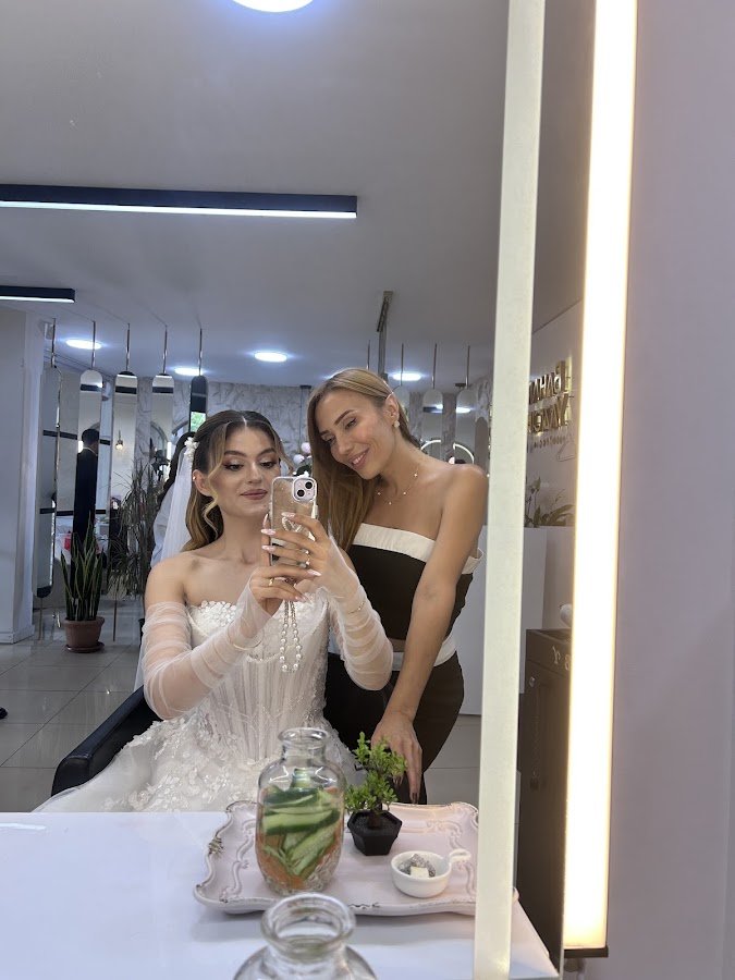 Bahar Yazıcıer Hair & Make-Up Studio
