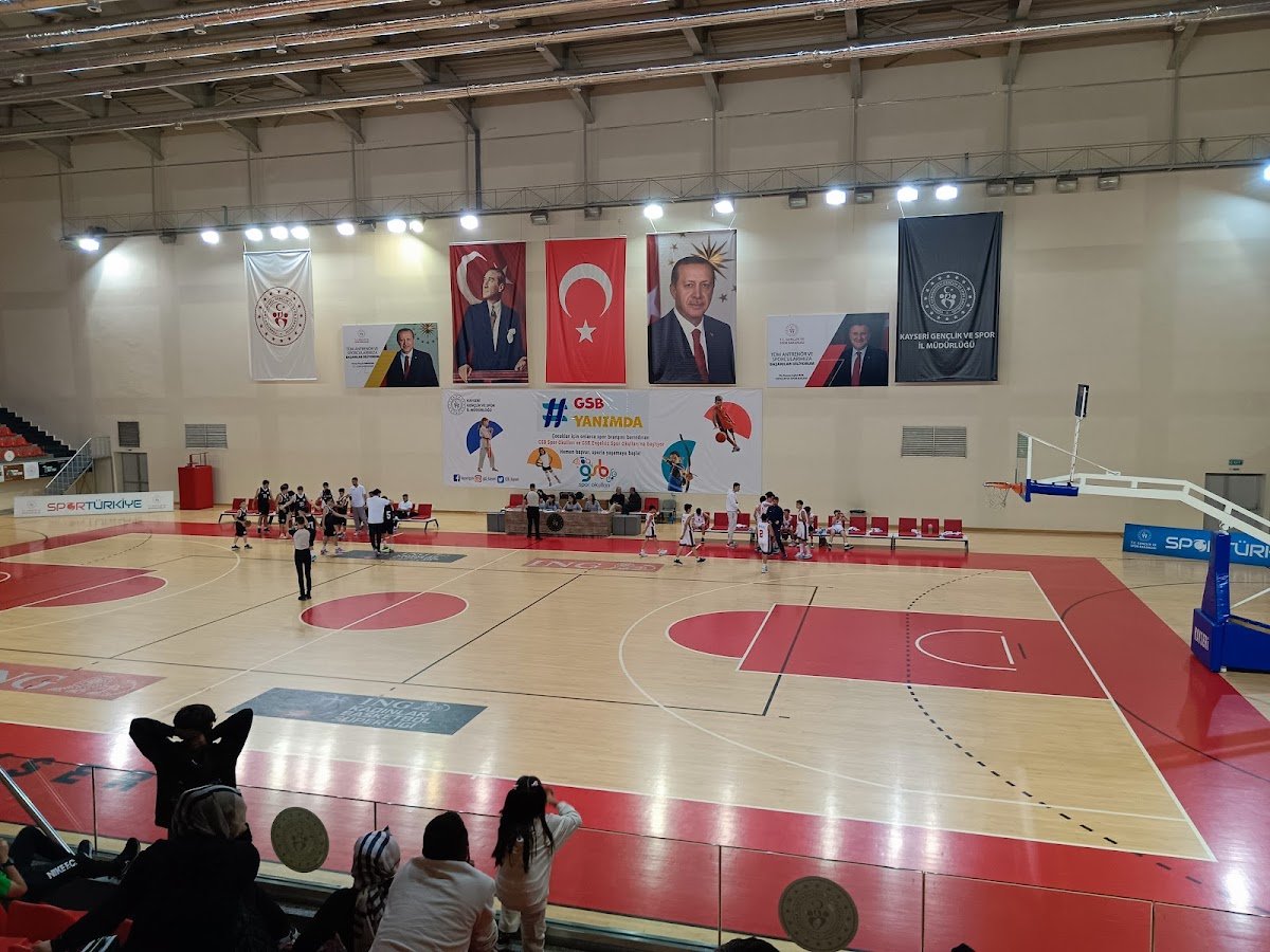 Atatürk Spor Salonu