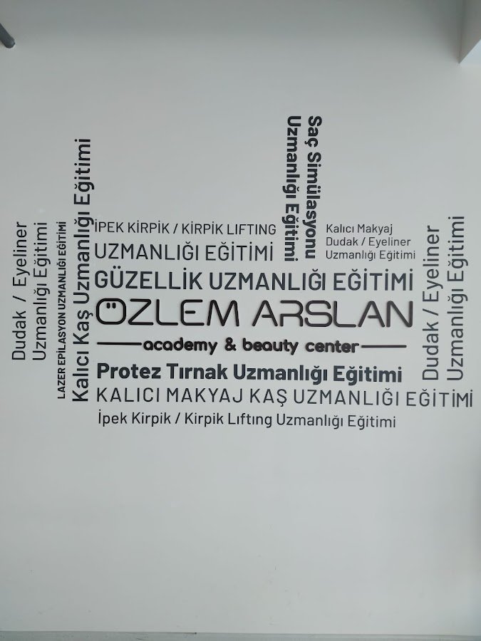 Özlem Arslan Akademi ve Güzellik Merkezi