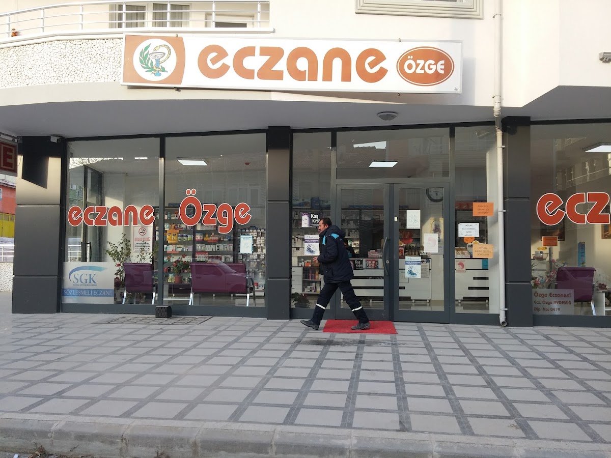 Özge Eczanesi