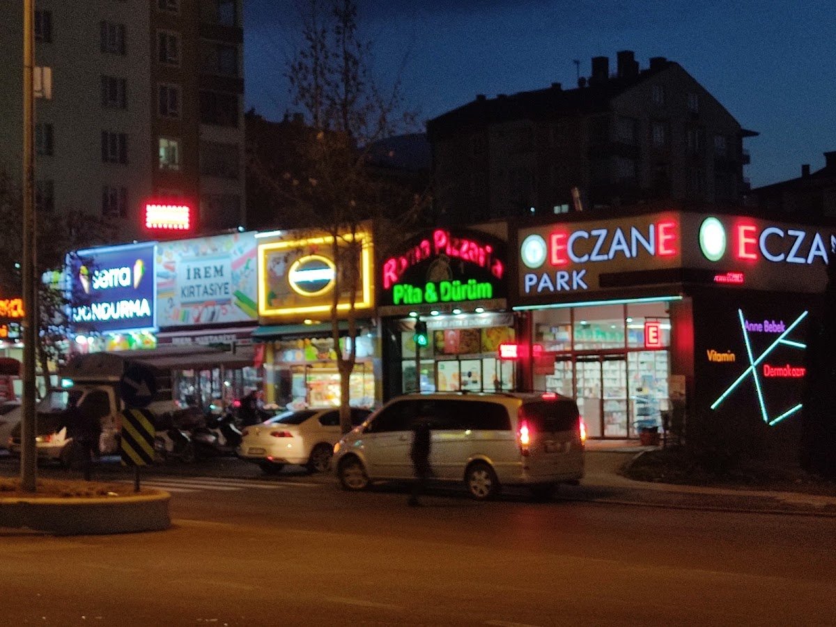 Park Eczanesi