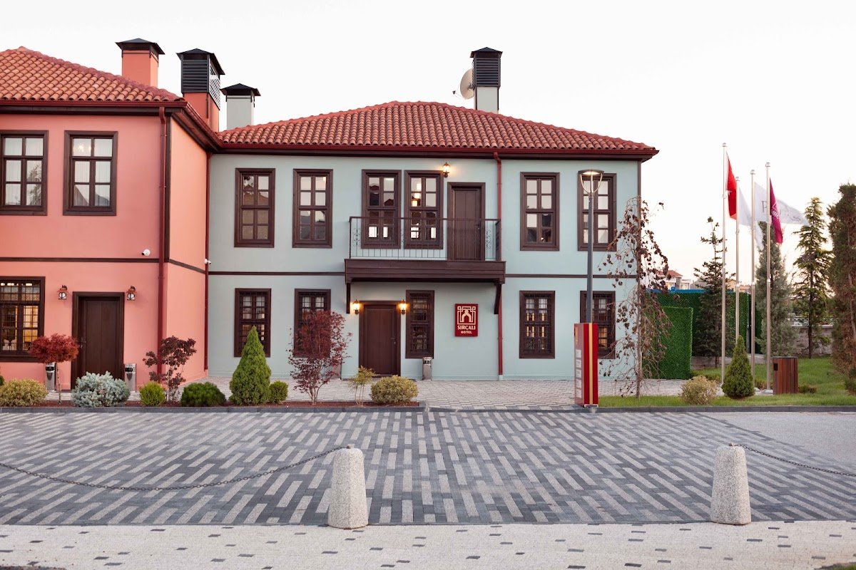 Sırçalı Hotel