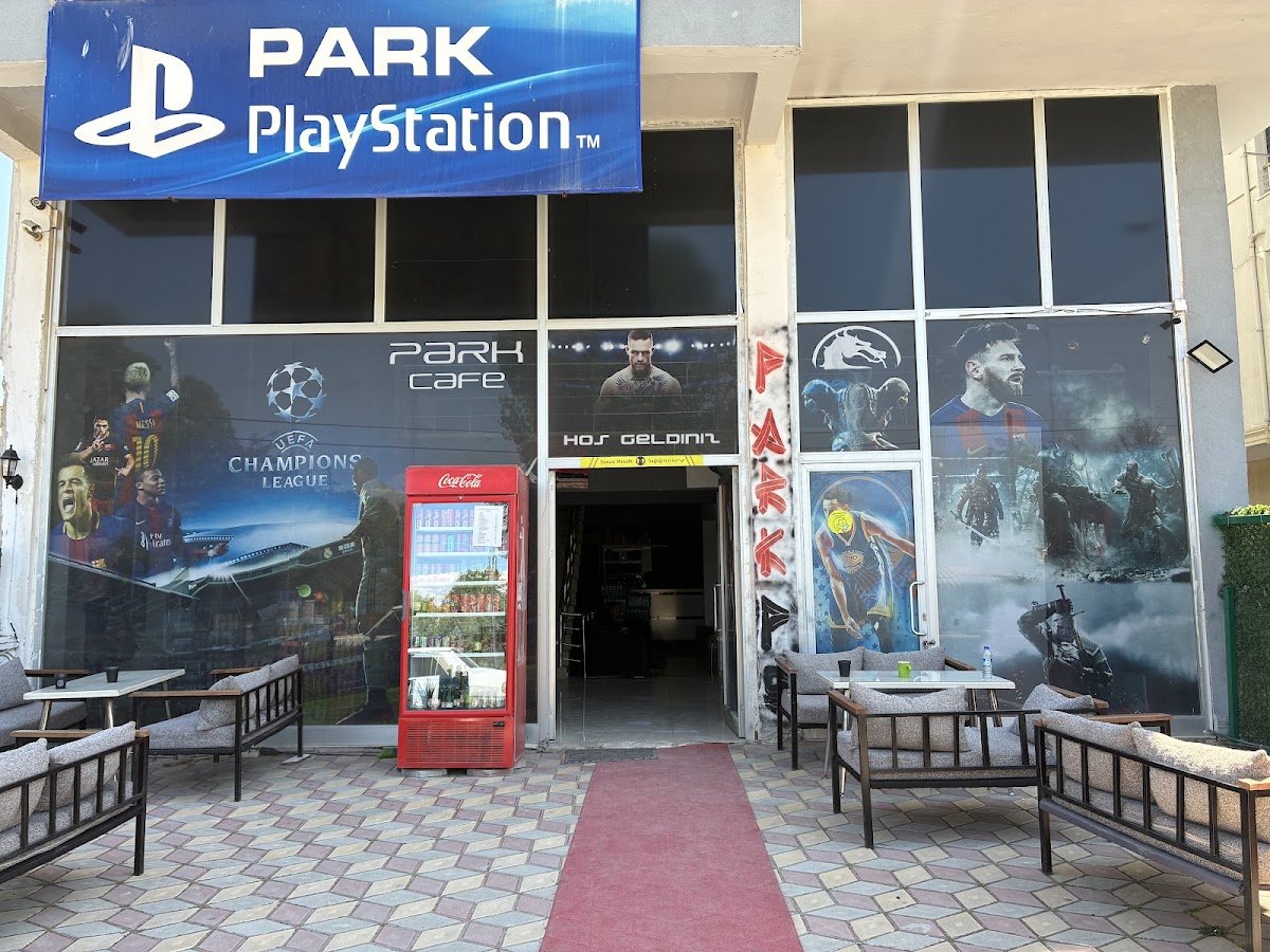 Park Playstation Cafe